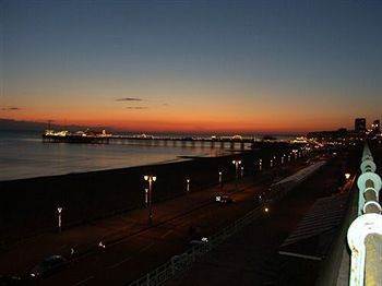 Innit Marina Hove